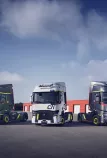 2025 Renault Trucks T01 Racing_3 coulours