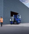Renault Trucks E-Tech C en charge dans un entrepôt