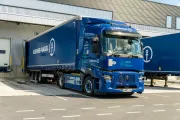 Renault Trucks_Kuehne Nagel_POFerries Electric truck Channel crossing (4).