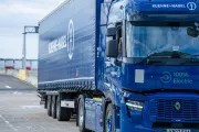 Renault Trucks_Kuehne Nagel_POFerries Electric truck Channel crossing (7)