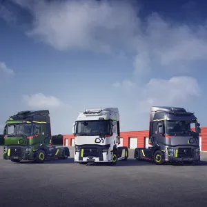 2025 Renault Trucks T01 Racing_3 coulours