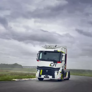 2025 Renault Trucks T01 Racing_white1
