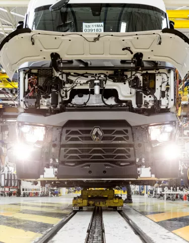 renault-trucks-produktion-wiederanlauf-01
