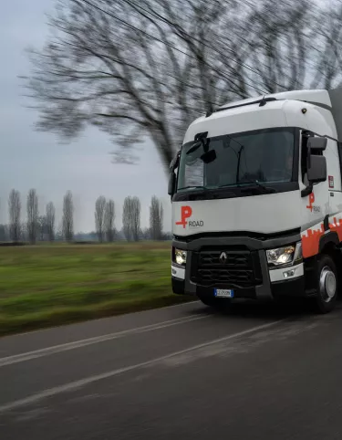 Renault Trucks T P-Road