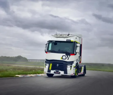 Renault Trucks T 01 Racing, limited edition used vehicles on the Bresse circuit